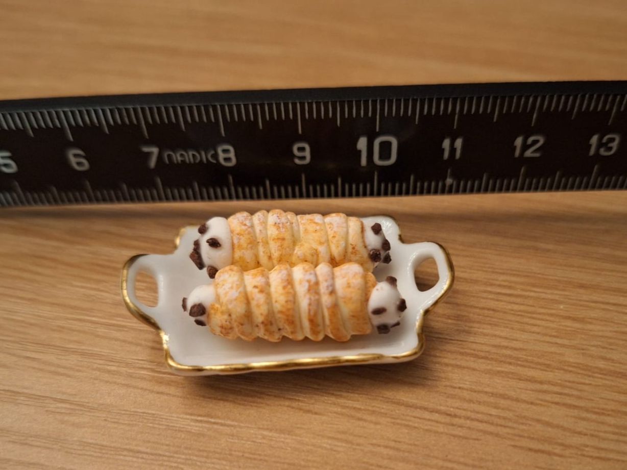 Case e mobili per bambole: Handmade Dessert Gebäck – Nuovo (secondo la descrizione) da Zürich venduto da HandmadeTinyFood 1
