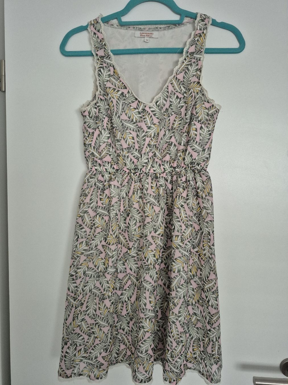 C&A Vestiti: Robe d'été Clockhouse taille 34 – Nuovo (secondo la descrizione) da St-Pierre-Clages venduto da _RV
