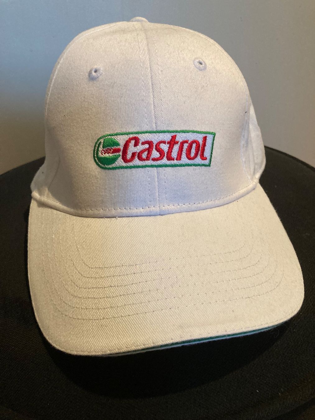 Copricapi, berretti & cappellini: Castrol Sonnen Cap 💎 – Usato da dübendorf venduto da Vintage_55