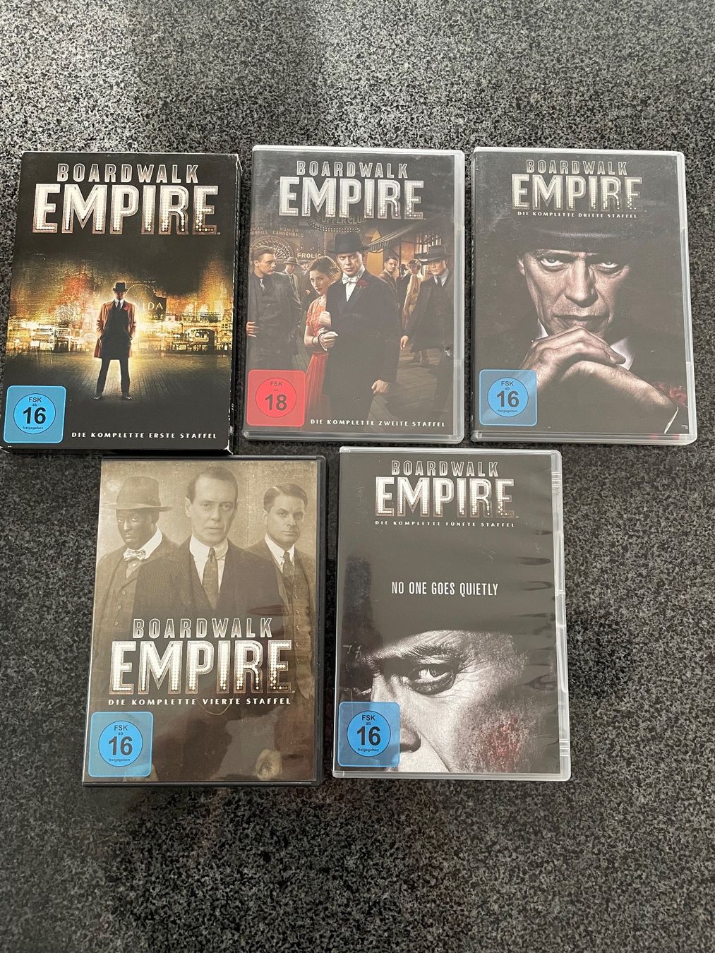 Tutti i DVDs: Bordwalk Empire komplette Serie – Usato da Belpberg venduto da Ranukel