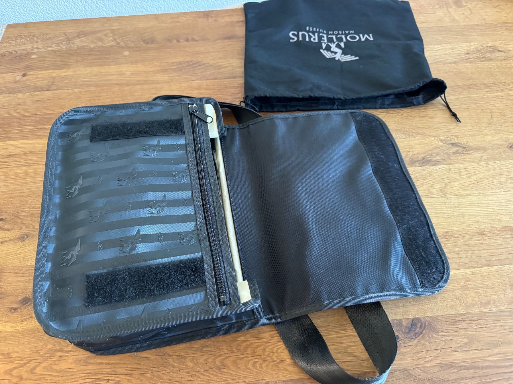Maison Mollerus Borse da donna: Mollerus Umhängetasche Second Hand, Top Zustand! – Nuovo (secondo la descrizione) da Frauenfeld venduto da lona05 6
