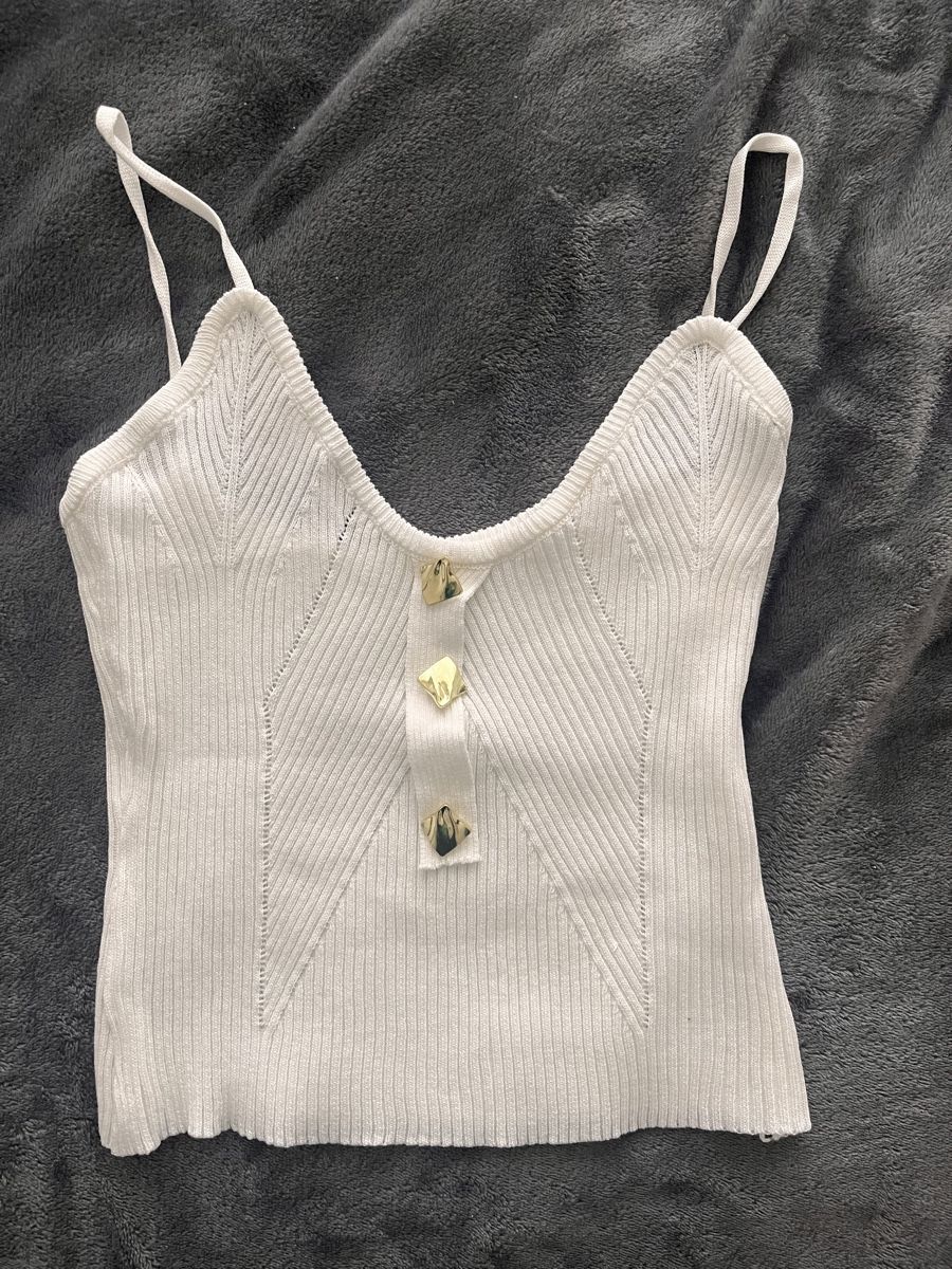 Top: Top court blanc boutons dorés – Nuovo (secondo la descrizione) da Meyrin venduto da Sandra6