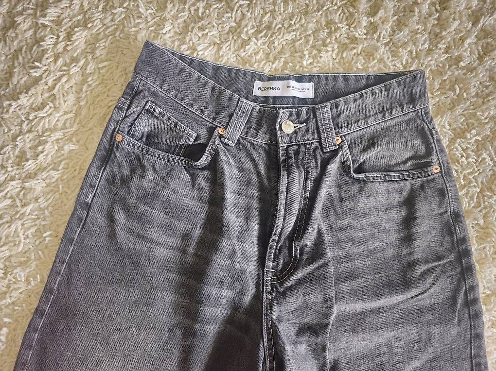 Bershka Jeans: Herren Bereshka Jeanshose – Usato da St.Gallen venduto da amaka01 1