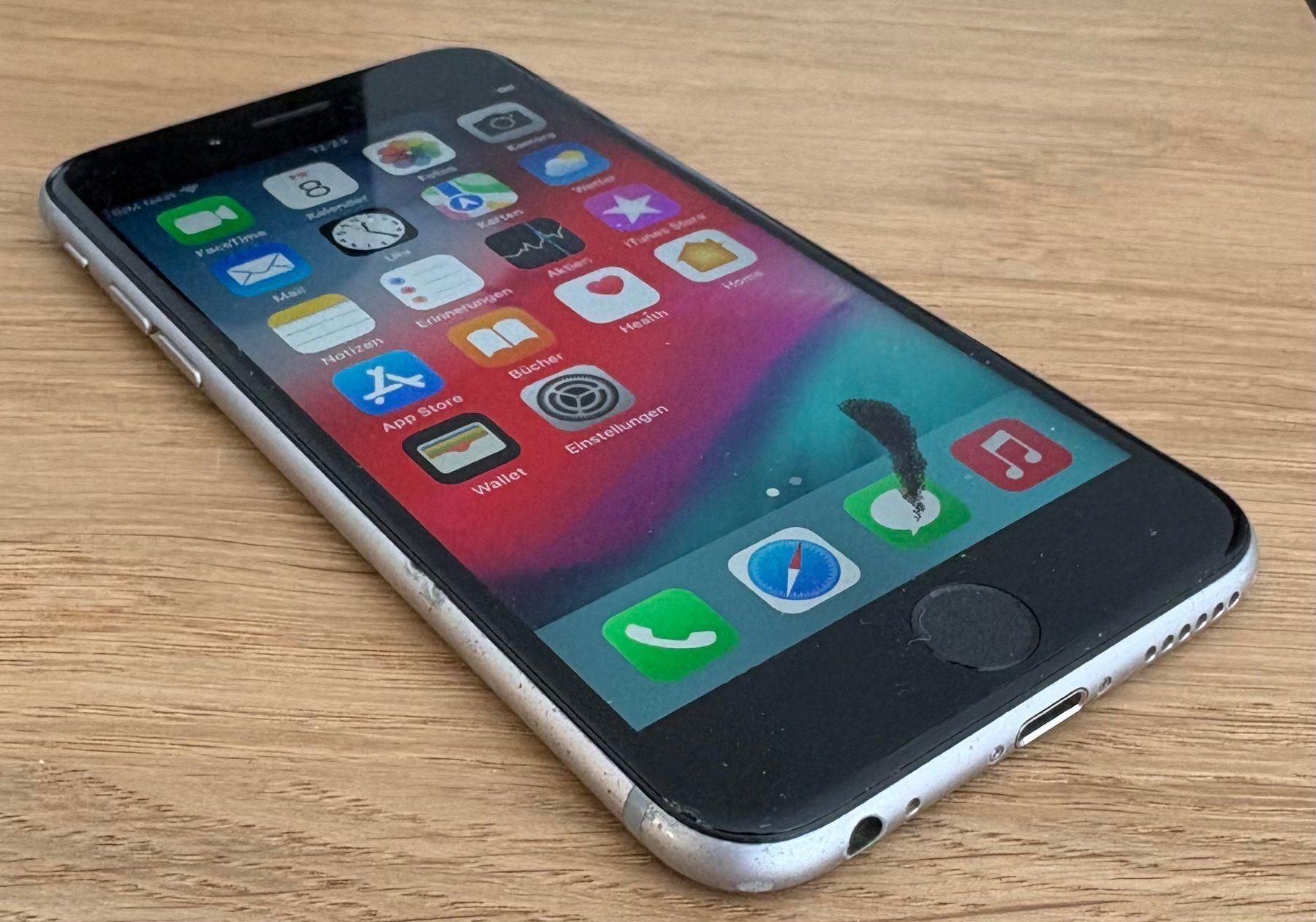 Apple Telefoni cellulari / Smartphones: Apple iPhone 6s | 128 GB | Spacegrau – Usato da Zürich venduto da Gaikokujin 2
