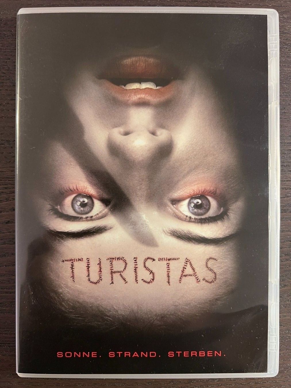 Tutti i DVDs: Turistas – Usato da Zürich venduto da FilmFreunde