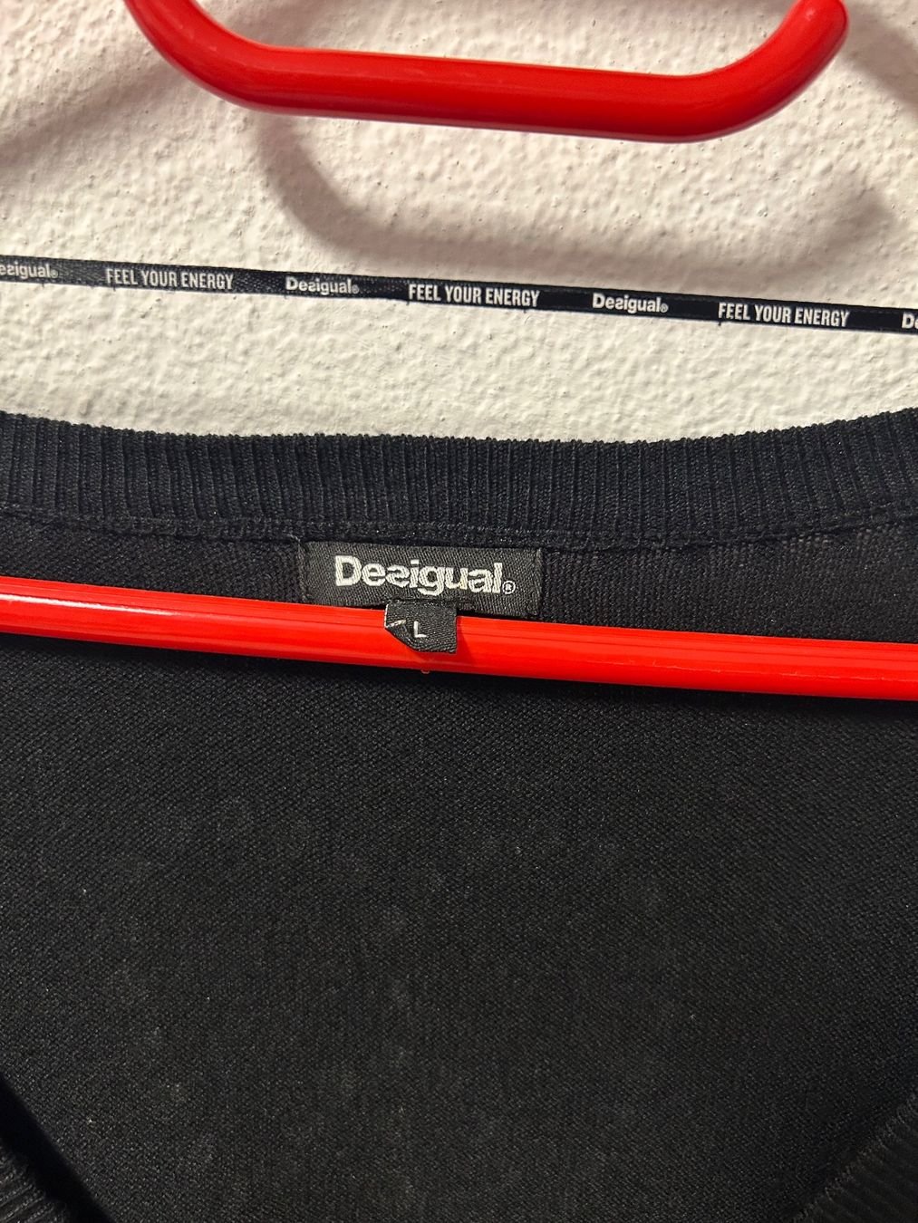 Desigual T-shirts: Desigual Pulli – D'occasion à Bellinzona par RossoScarlatto 2