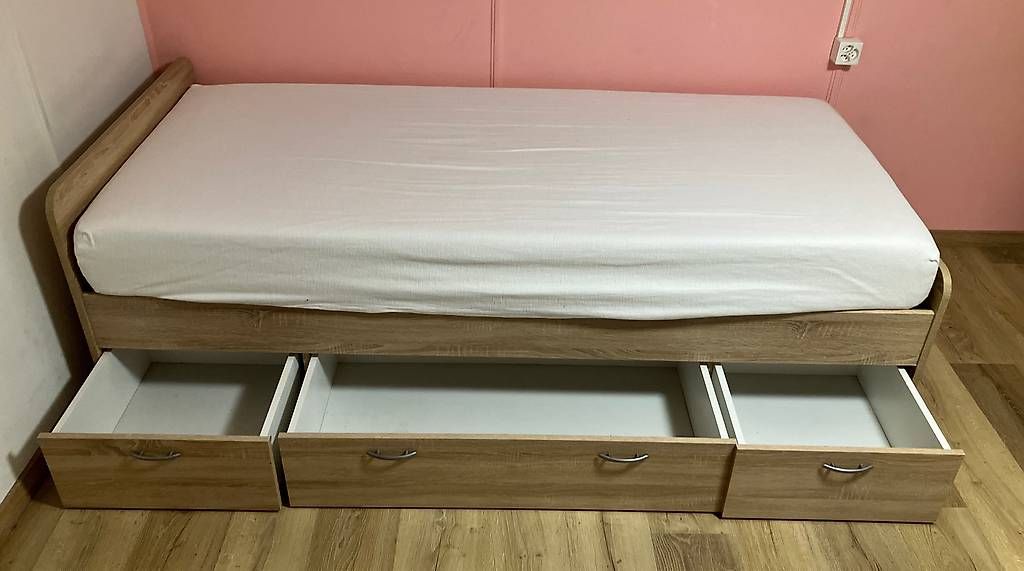 Betten: Bett mit Schubladen – Gebraucht aus Erlenbach im Simmental! von Simmentaler-Perlen 1