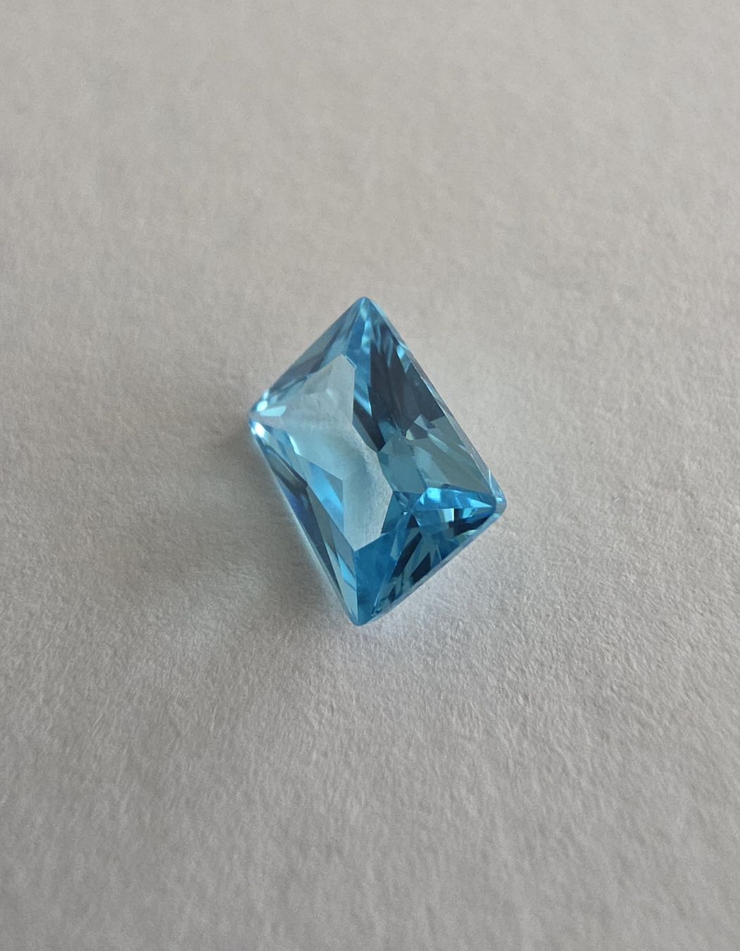 Minerali & Pietre curative: Aquamarin geschliffen 9x6mm. – Nuovo e nell'imballaggio originale da Menziken venduto da Mirager 1