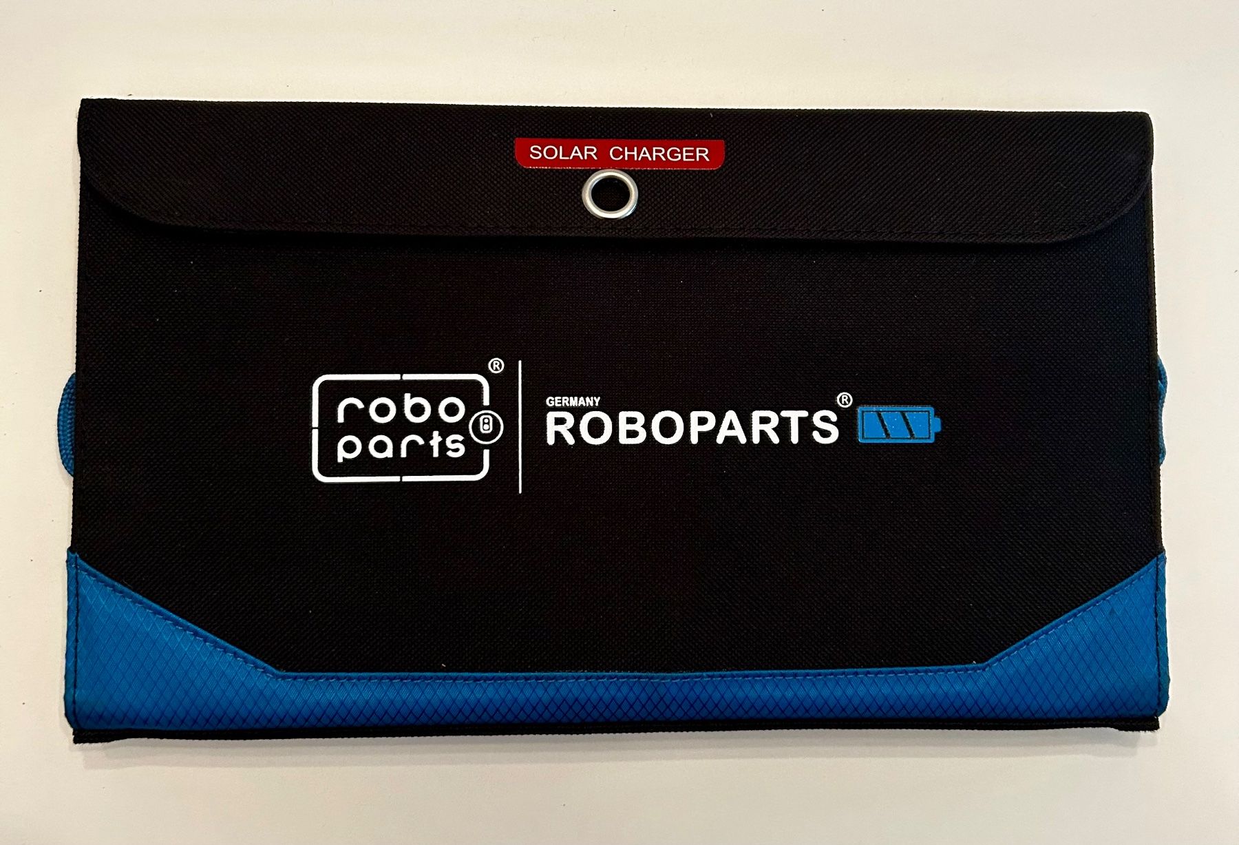 Ladegeräte: Roboparts Solar-USB-Ladegerät Panel – Neu (gemäss Beschreibung) aus Klingnau von martinak79