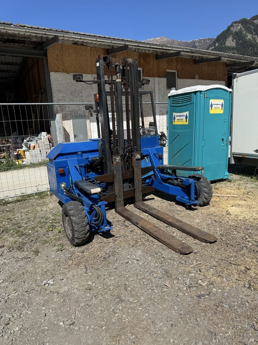 Carrelli elevatori e a forche: Dreiweg Stapler – Usato da Sils im Domleschg venduto da renomeoGmbH 7
