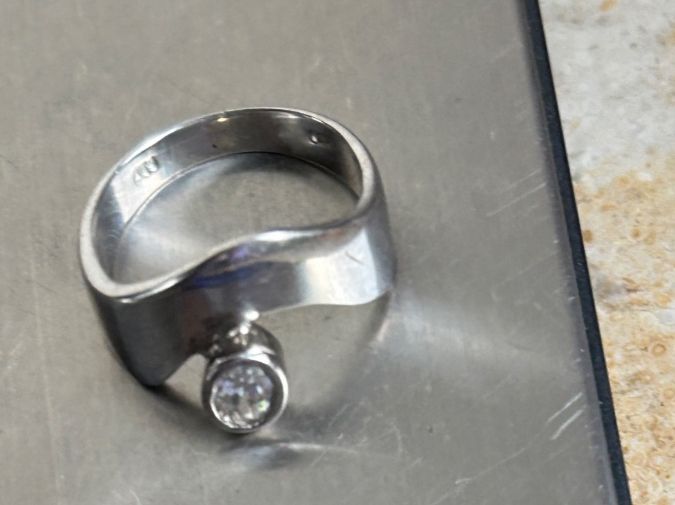 Anelli: Silberring WELLE WEISS (Grösse 57) – Usato da Laufen venduto da belleskulptur 7