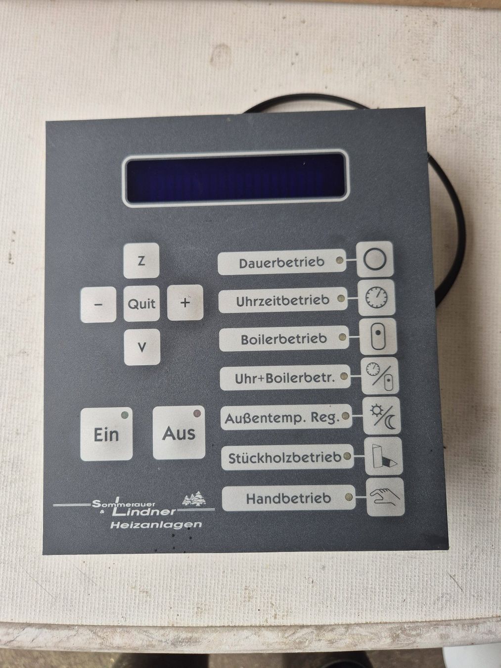 Radiatori: Bedienpanel Heizung Sommerauer und Lindner – Usato da Hergiswil LU venduto da Wipi59