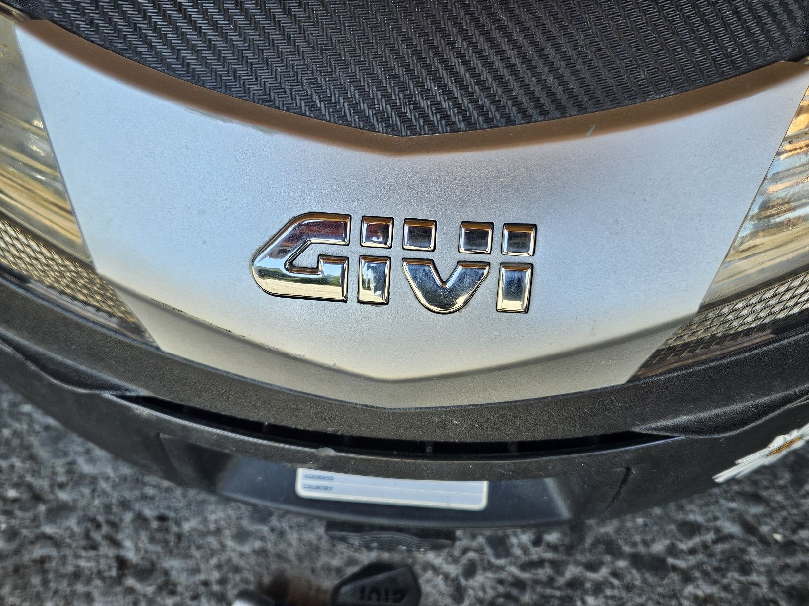 Givi Topcase: Top Case zu Motorrad – Usato da Saanen venduto da barbara773 2