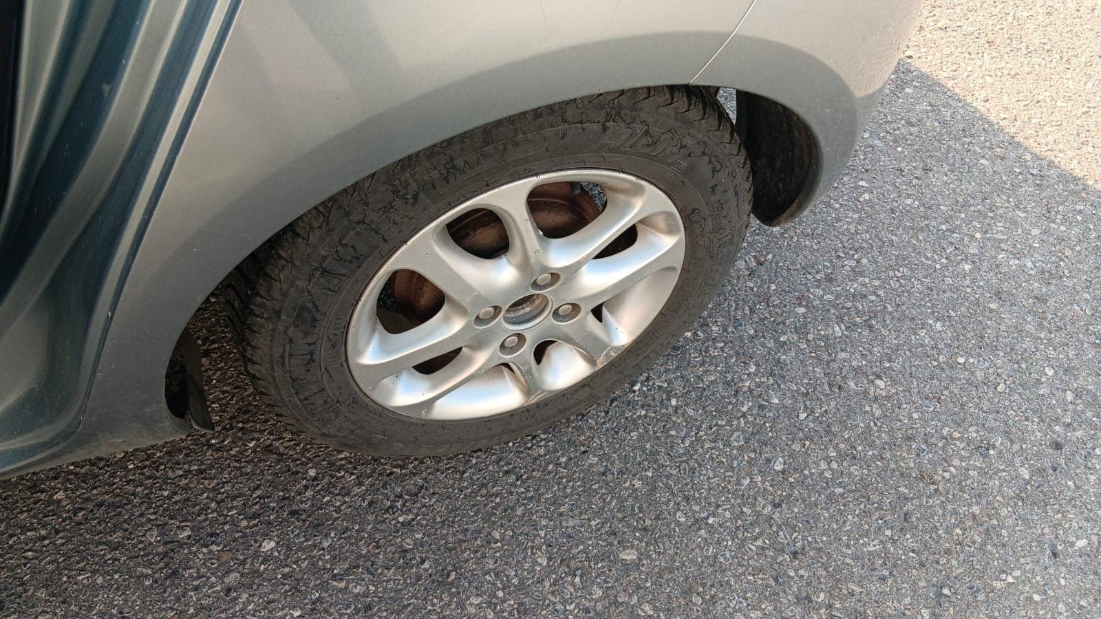 Toyota Automobili: Toyota Yaris 1.0 – Usato da Rebstein venduto da TonyRasta-Autohandel 4