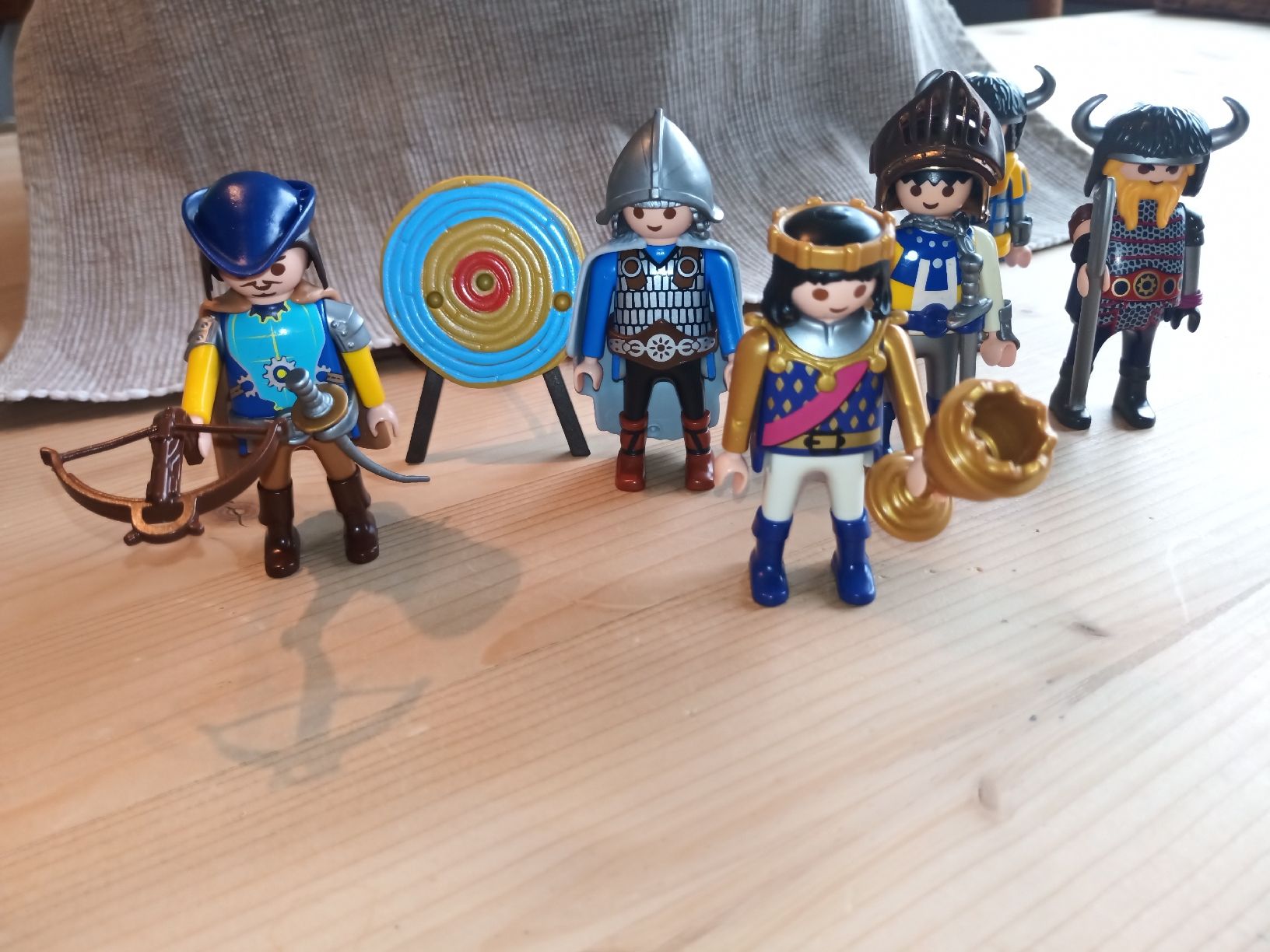 Playmobil Giocattoli: Playmobil Mittelalter und "Robin Hood" – Usato da Basel venduto da kayabo
