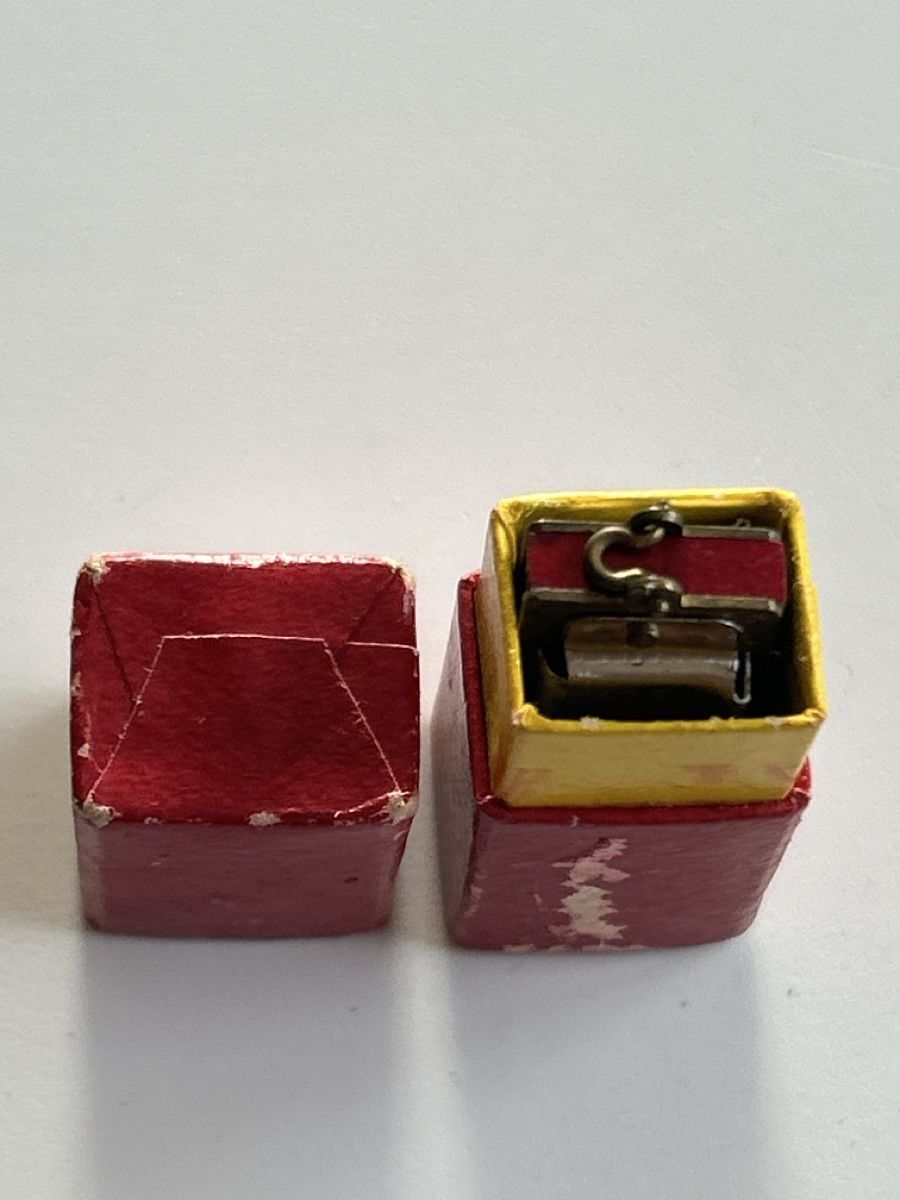 Hohner Strumenti musicali: Mundharmonika Hohner mit Schachtel (S31) – Usato da Neuenhof venduto da SchnaeppliAllerlei 3