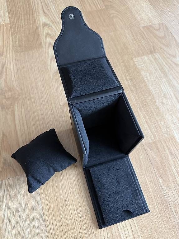 Portagioie: Audemars Piguet Travel Box Original – Nuovo e nell'imballaggio originale da Zürich venduto da shuenoma 2