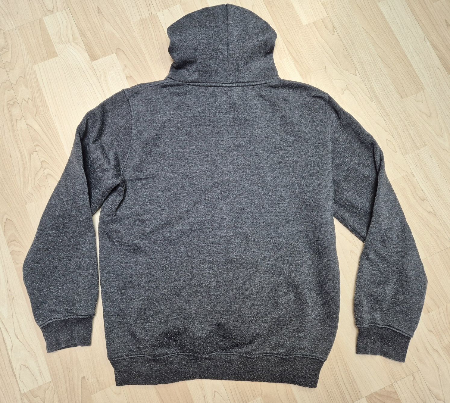 Champion Maglioni & Felpe: Champion Hoodie Grösse L – Usato da St. Gallen venduto da CaliSunshine 1