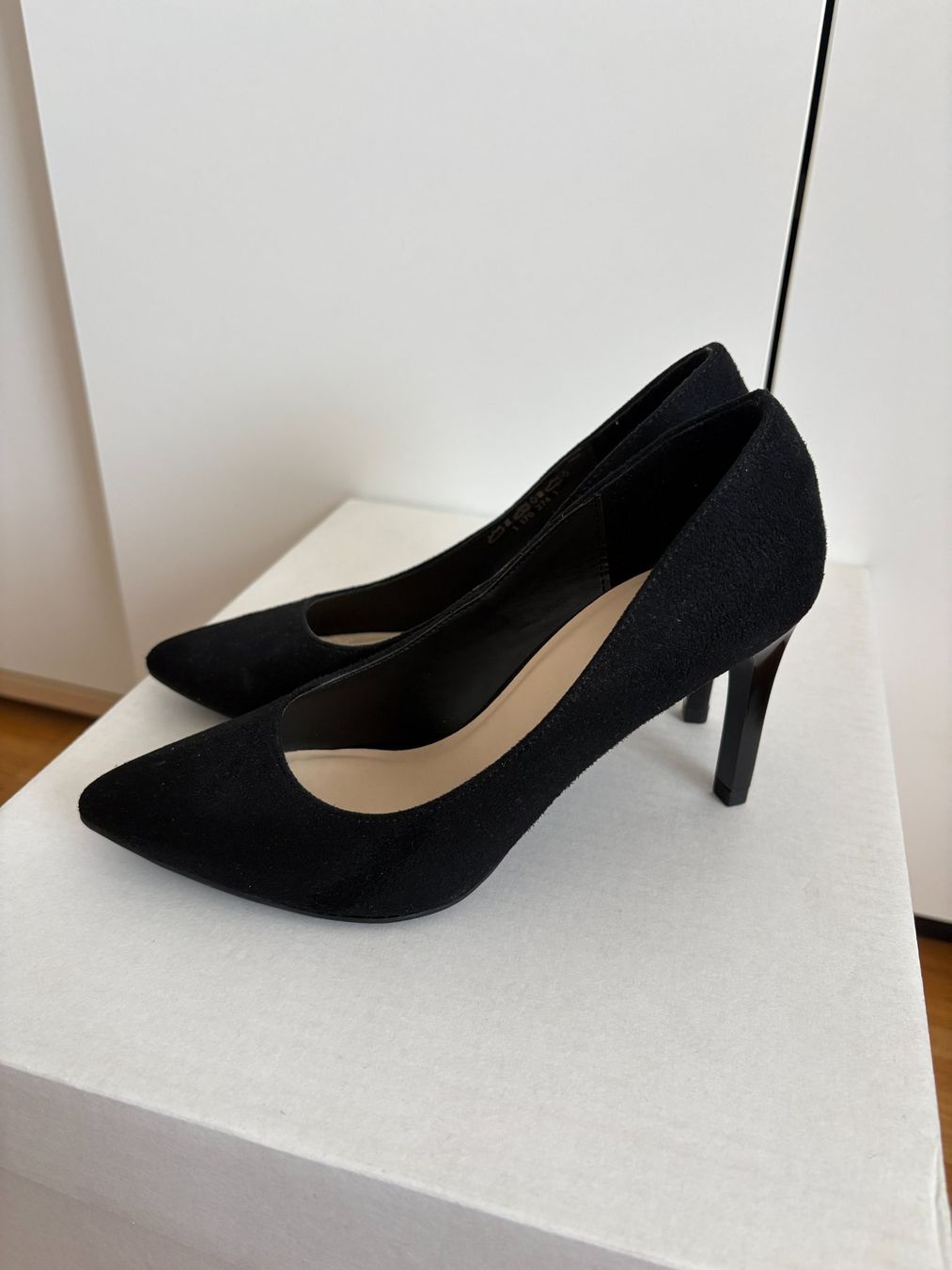 Graceland Scarpe da donna: Schwarze Pumps, Gr. 35 - Neu – Nuovo (secondo la descrizione) da Basel venduto da Nofretete39