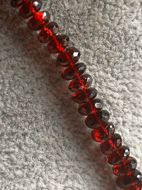 Catenine: Steinkette dunkelrot (45cm) – Usato da Basel venduto da bellespirit 1