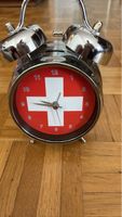 Schweizer Wecker im Vintage-Stil mit Schweizerkreuz!