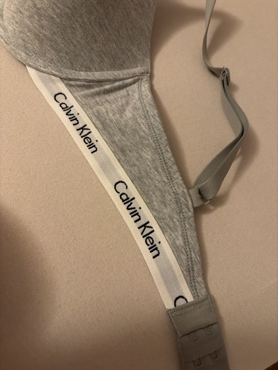 Calvin Klein Altra biancheria intima: Calvin Klein BH, Grau, Grösse 80C  – Nuovo (secondo la descrizione) da Oberbuchsiten venduto da adr_d7vk 1