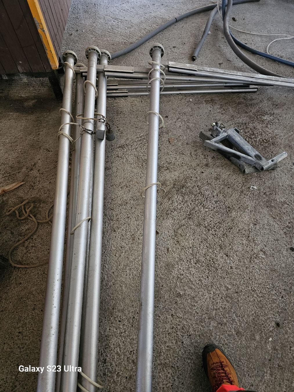 Tutti gli attrezzi: Fahnenstange Aluminium – Usato da Zürich venduto da adi0111 1
