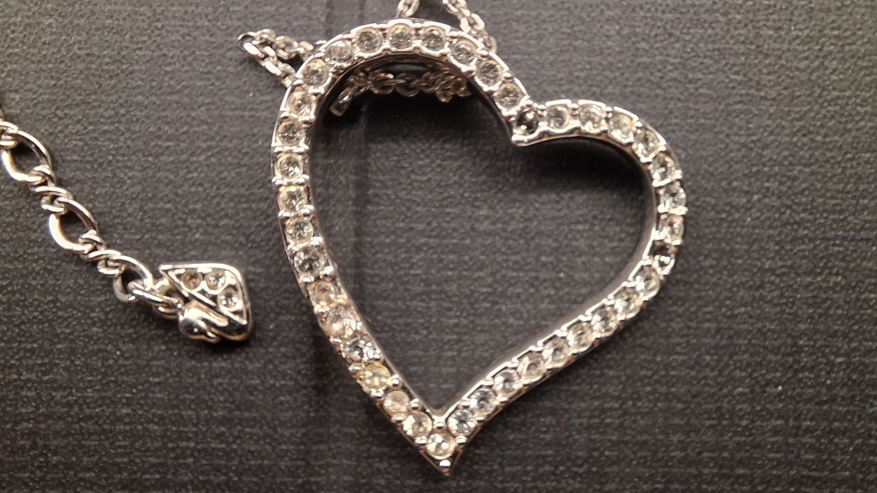 Swarovski Catenine: Halskette Herz mit Zirkonia versilbert – Usato da Schnottwil venduto da Cici89 1