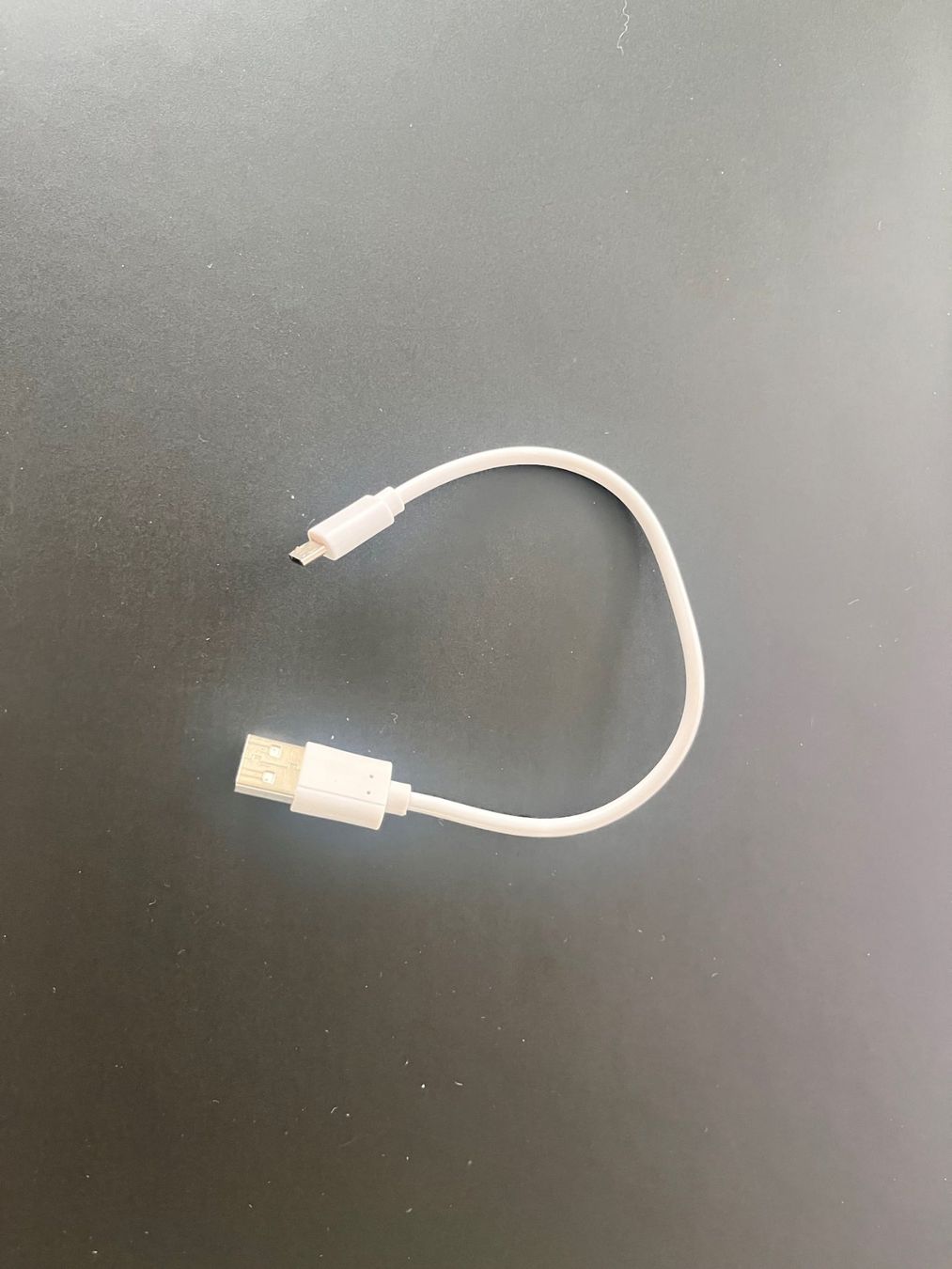 Cavi: USB 2 Type-A Stecker auf USB 2 Micro-B Stecker 20cm – Usato da Oberentfelden venduto da mar_hsq9