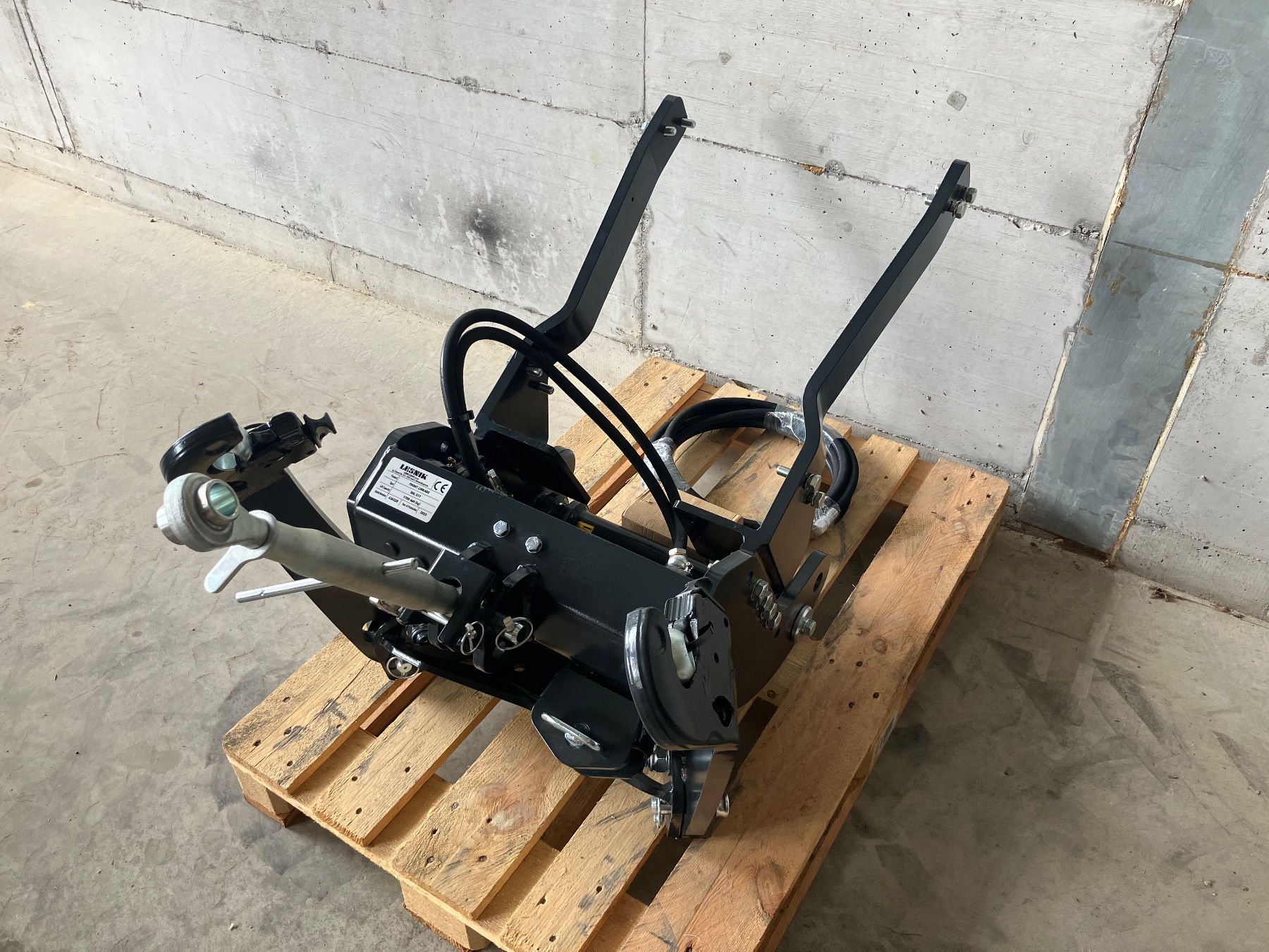 Deutz Trattori: Fronthydraulik zu Deutz Agrolux 55/67 – Nuovo e nell'imballaggio originale da Lommis venduto da gorenc-swiss 2