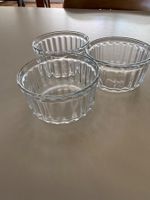 3 Glas Förmchen Ø 9 cm H 5.5 cm neuwertig