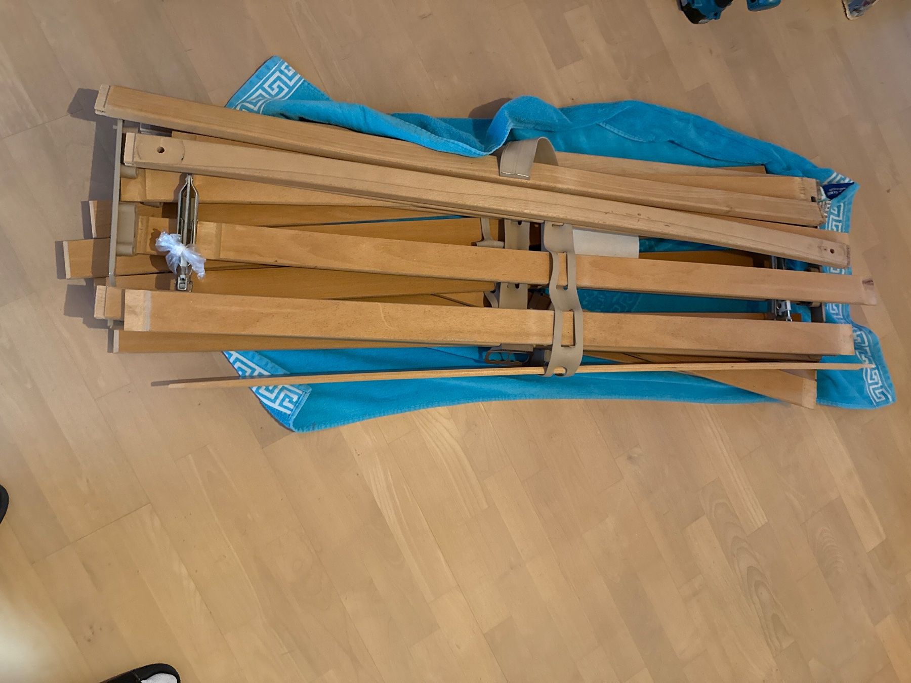 Reti a doghe: 140x200cm Lattenrost mit oder ohne Matratze – Usato da Menzengrüt venduto da SC1973 3