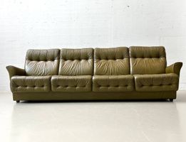 Grosszügiges Retro Ledersofa in Olivgrün, 1970er Jahre