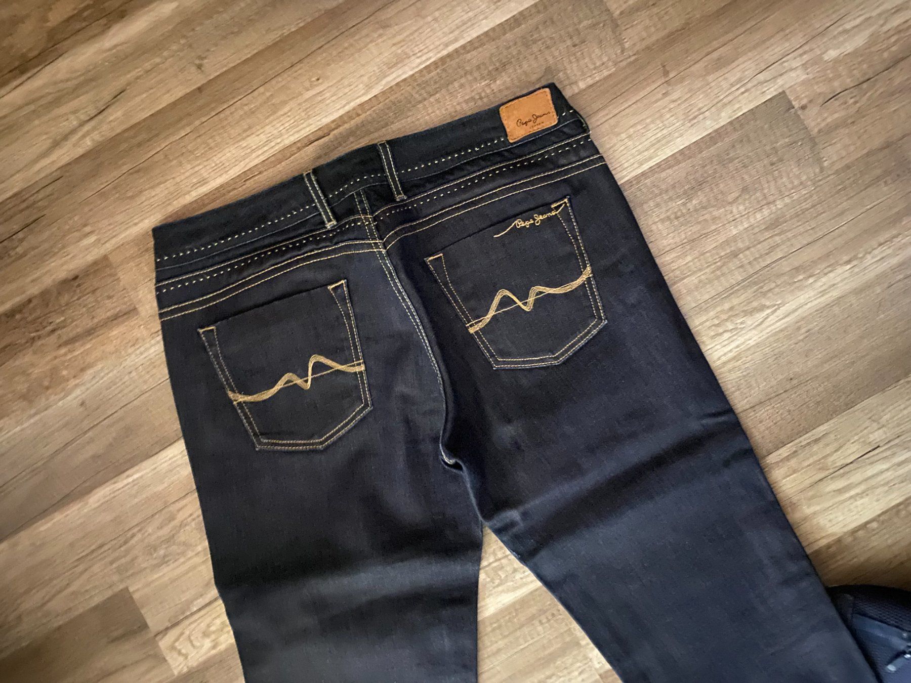 Pepe Jeans Jeans: PepeJeans W32 L34 – Nuovo (secondo la descrizione) da Allenwinden venduto da Obalu 1