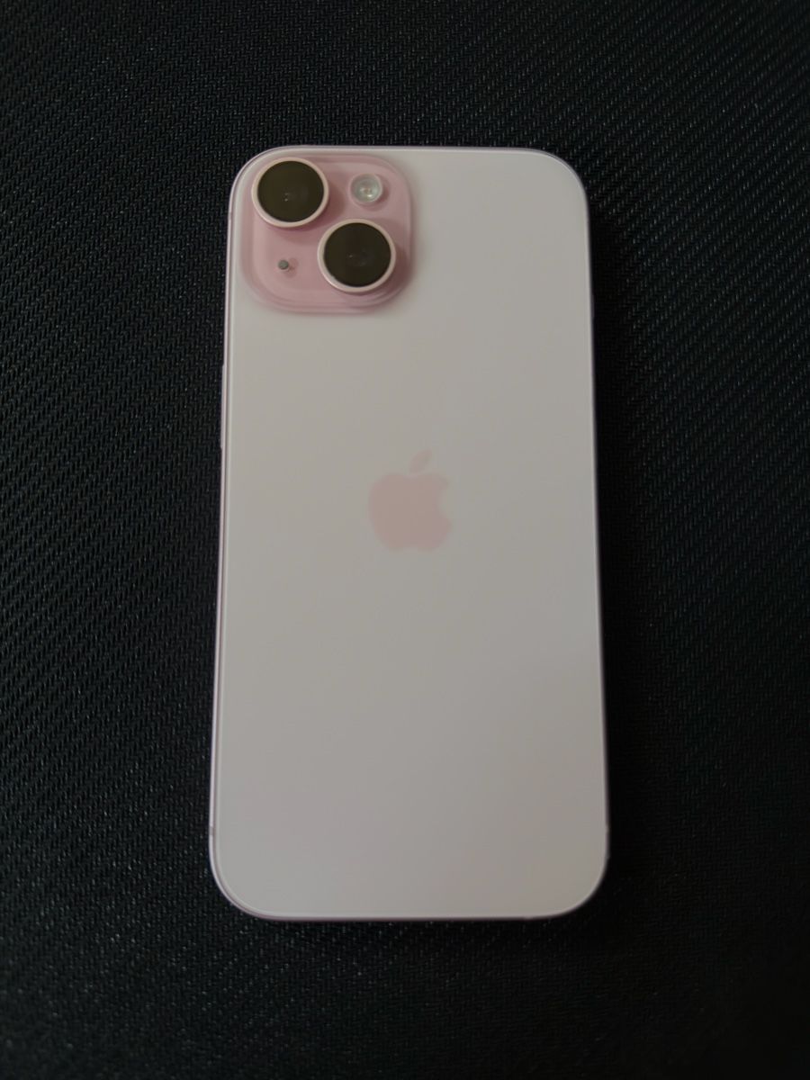 Apple Telefoni cellulari / Smartphones: iPhone 15 128GB Rosa – Usato da St. Gallen venduto da luzudanna 3