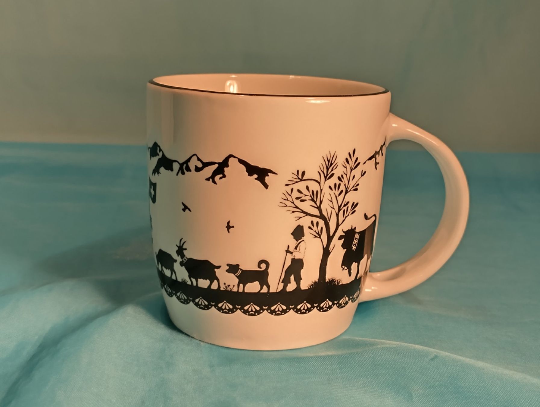Tassen: Tasse mit Scherenschnitt – Neu (gemäss Beschreibung) aus Bellach von JingleCherry