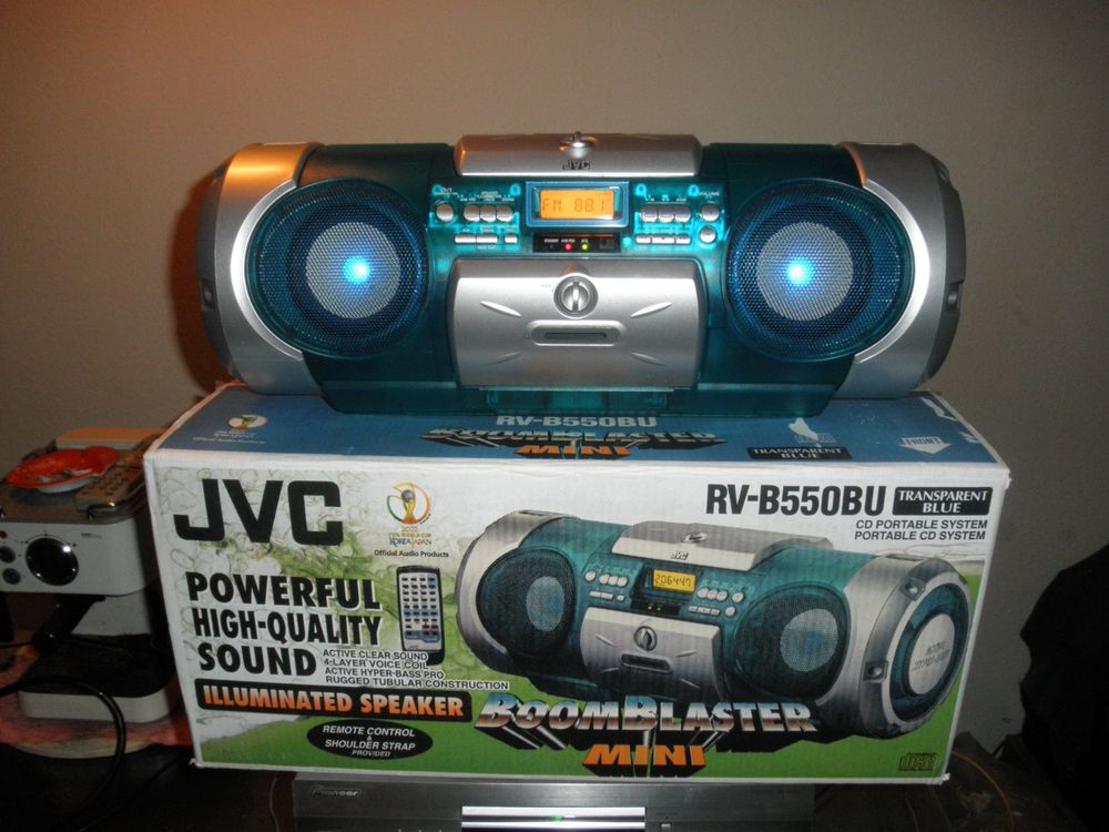 JVC BOOMBLASTER MINI RV-B550BU (Gebraucht) in Wittenbach für CHF 139 ...