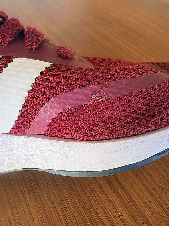 Damenschuhe: Adidas Bordeaux – Gebraucht aus Chardonne von any_yq5q 2