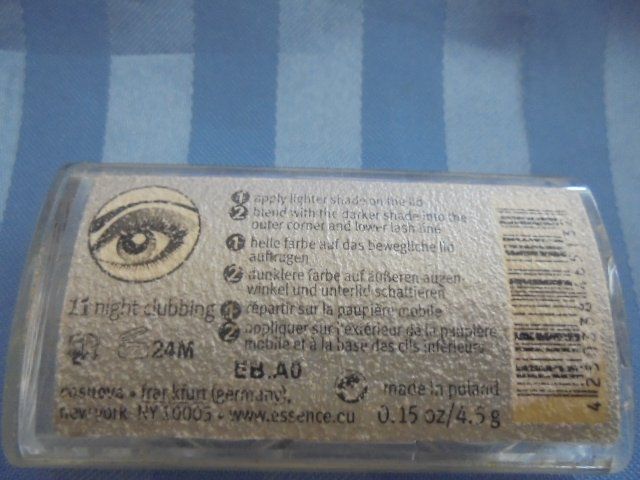 Make-up: Lidschatten Grau/Silber essence NEU – Nuovo (secondo la descrizione) da Hinwil venduto da Glasperlen 2