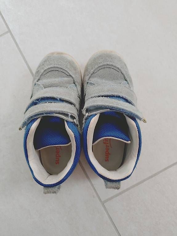 Scarpe per ragazzi: Superfit Gr. 25 wildleder, Übergangszeit  – Usato da Oberwil (Dägerlen) venduto da Sisu_ 2