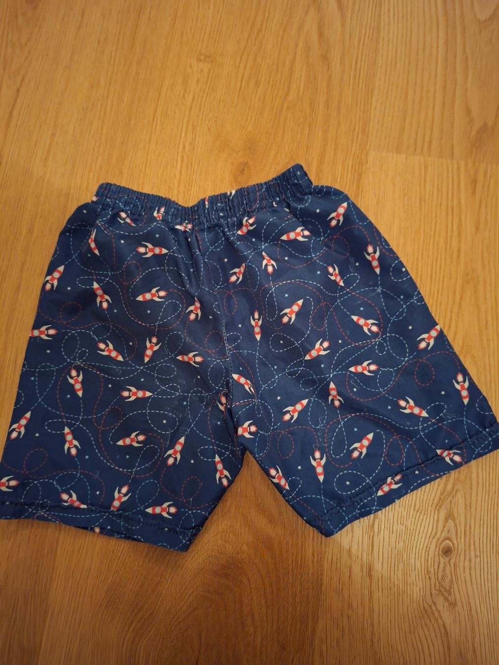 Costumi da bagno: Badehose mit Raketen, Top Zustand! – Usato da Niederweningen venduto da gra_7npt 1