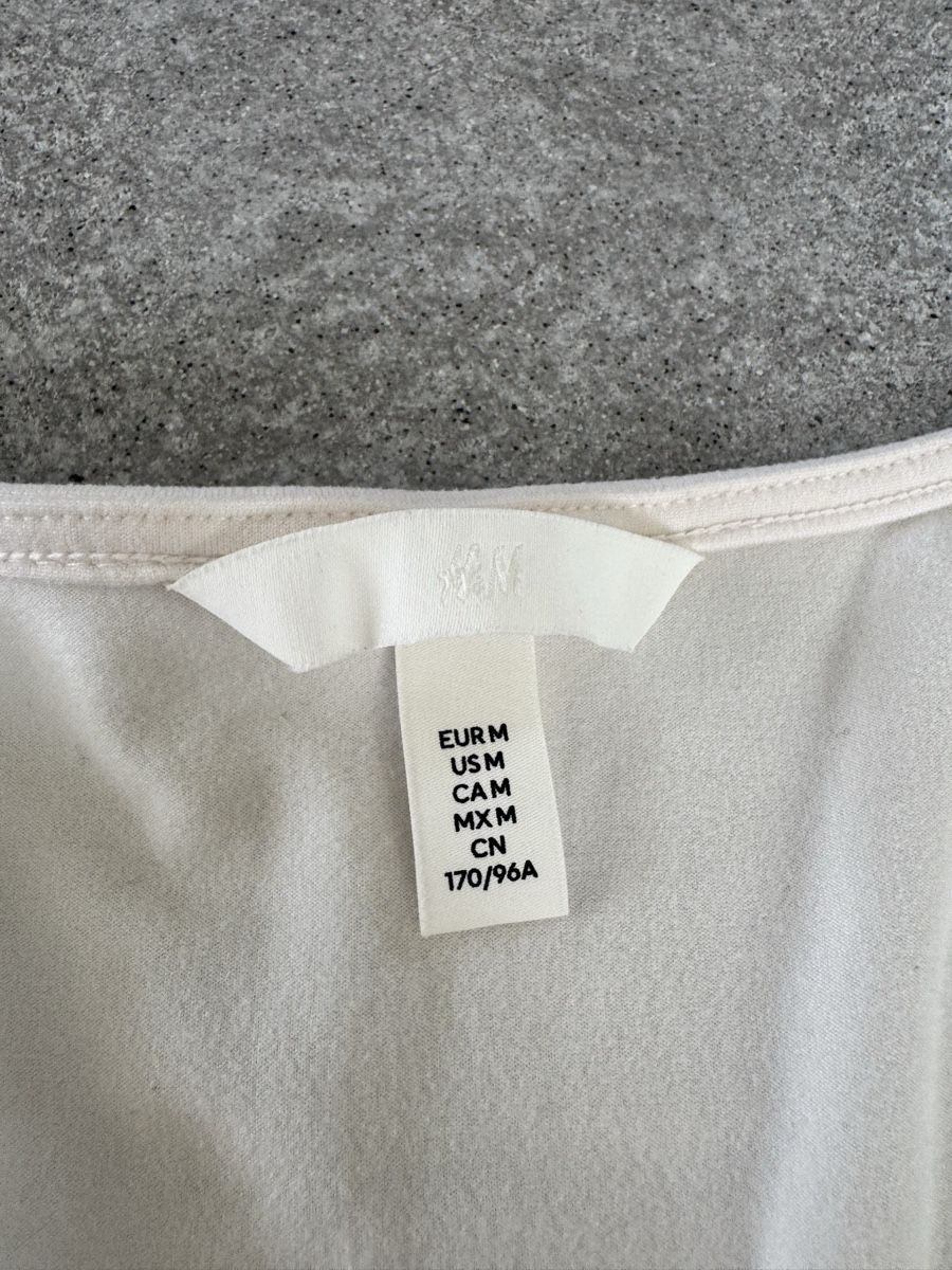 Top: H&M Bodys Set 3 Stück  – Usato da Roggwil BE venduto da joana.a16 5