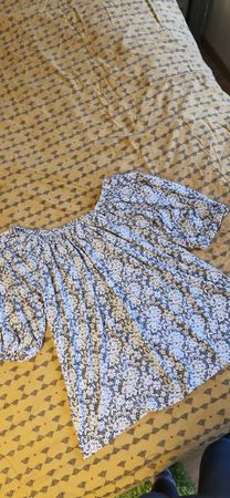 Flower pattern blouse