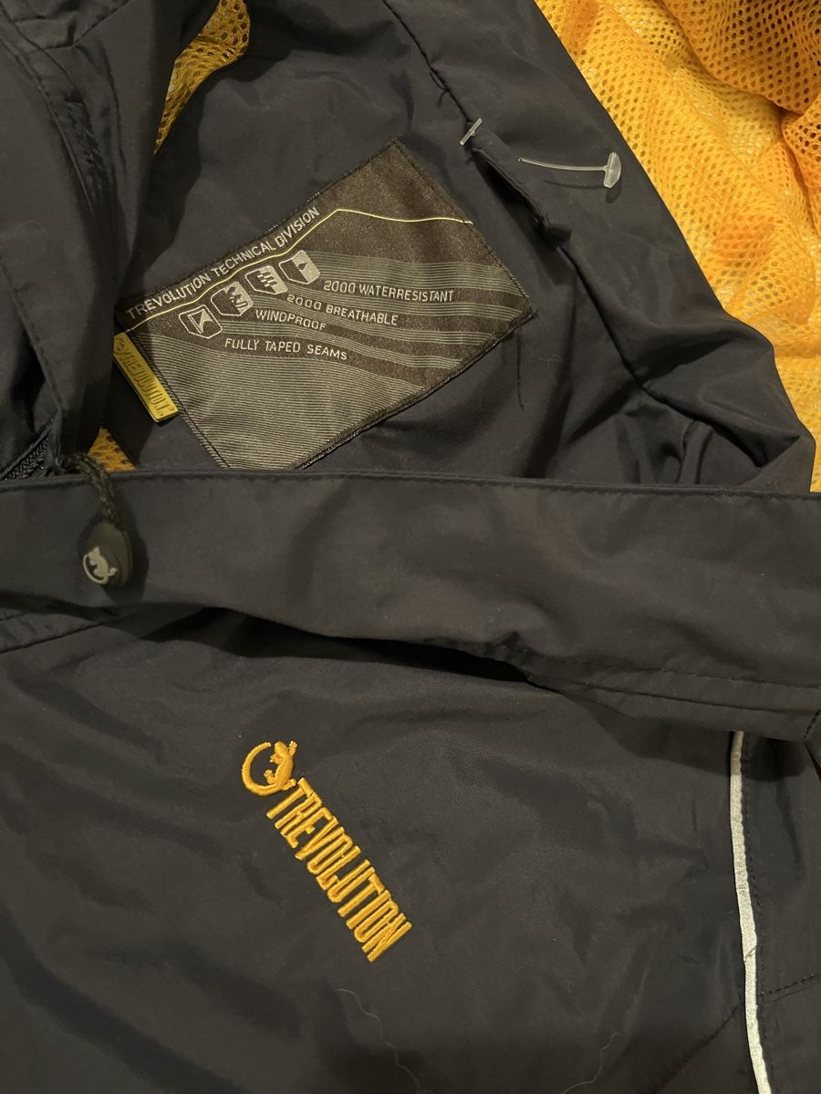 Trevolution Giacche: Trevolution Jacke Neu Gr. 140 – Nuovo (secondo la descrizione) da Wetzikon ZH venduto da Arber2021 2
