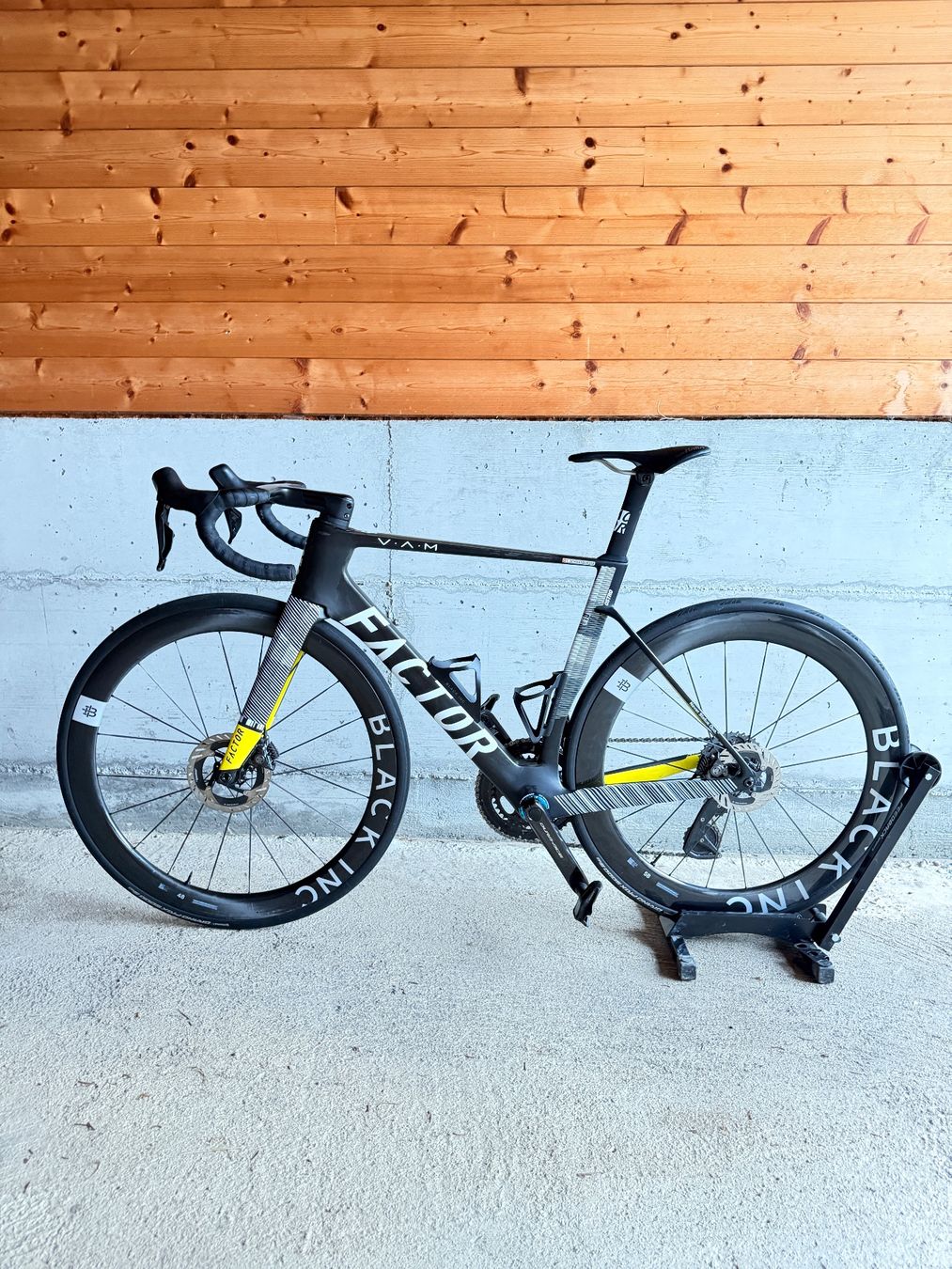 Factor Bikes Biciclette: Factor Ostro Vam 2.0 Gr.54 – Usato da Uebeschi venduto da snow-sports 1