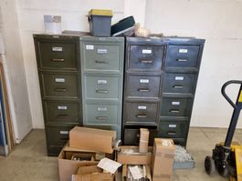 36. 4 Stk. Schubladenschrank/ Schubladenstock