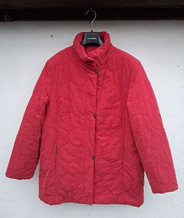 Warme Winterjacke neuwertig, Grösse 48