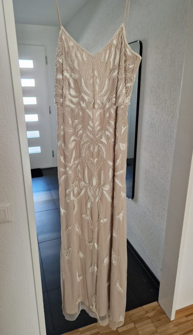 Kleider: Festkleid Gr.38 – Gebraucht aus Glattbrugg von astroblau