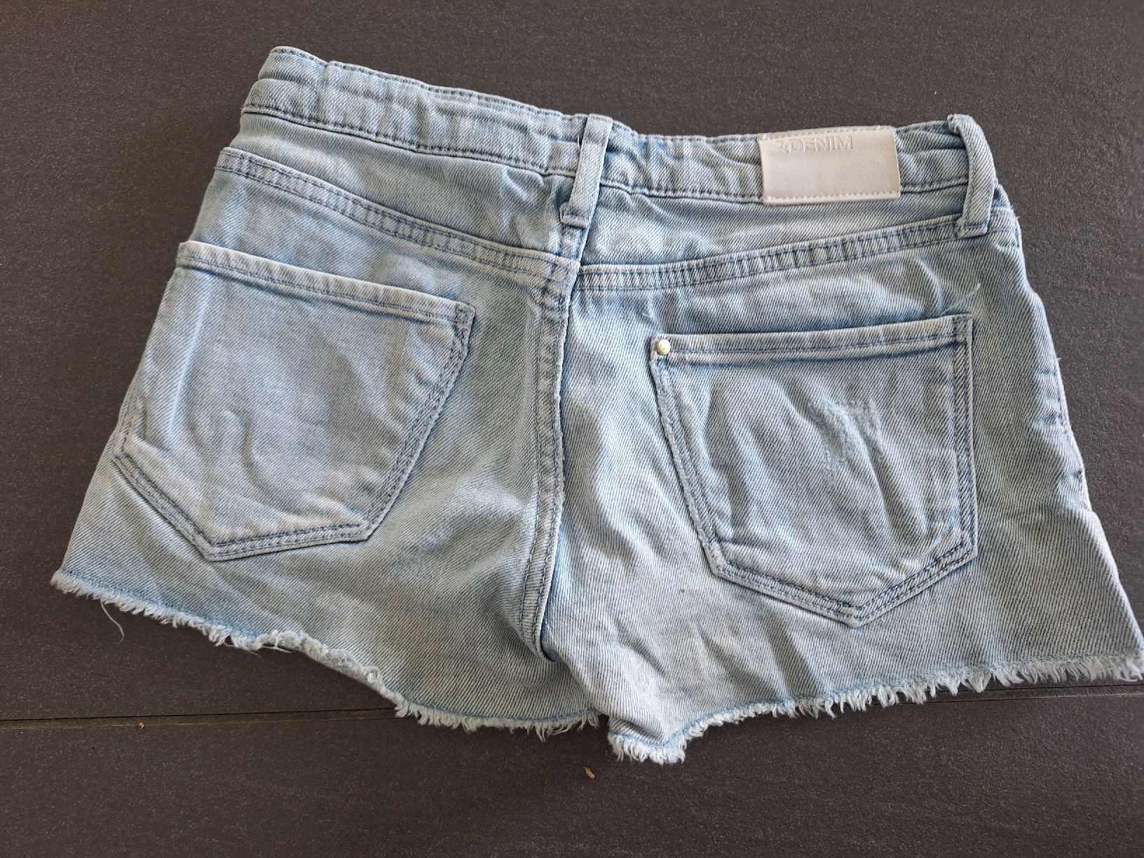 H&M Pantaloni: Jeans Shorts, H&M Gr. 146 – Usato da Brittnau venduto da Norge77 1