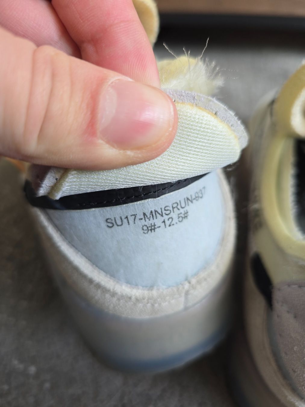 Scarpe da uomo: AM90 OFF WHITE THE TEN – Usato da Bôle venduto da A_Kickstory 3